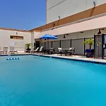 Holiday Inn Los Angeles - LAX Airport, an IHG hotel